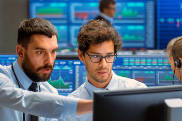 Tech stijgt deze week, ondanks twijfels over toekomstige uitgaven.